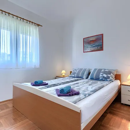 Apartament Stela By Interhome *