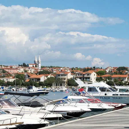 Apartament Stela By Interhome *