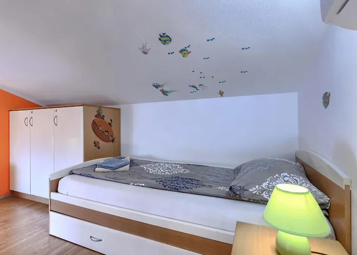 Stela By Interhome Lägenhet Medulin
